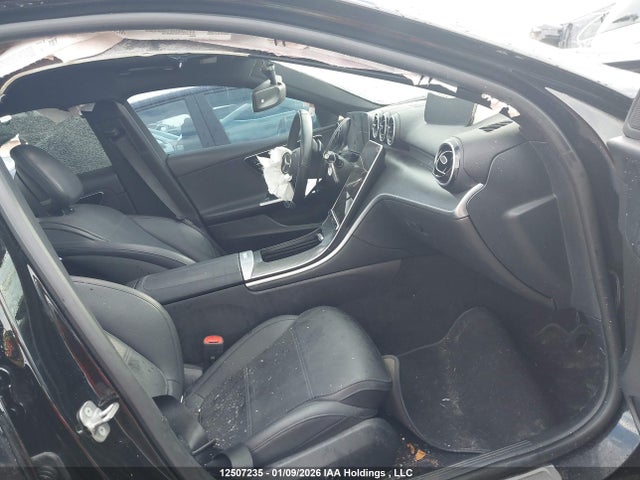 W1KAF4HB6RR200895 Mercedes-Benz C 300 4matic