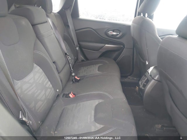 Jeep Cherokee Latitude 2019 1C4PJMCX2KD150649 Image 8