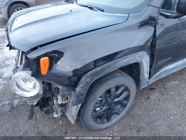 ZACNJDE14NPN51557 Jeep Renegade Altitude