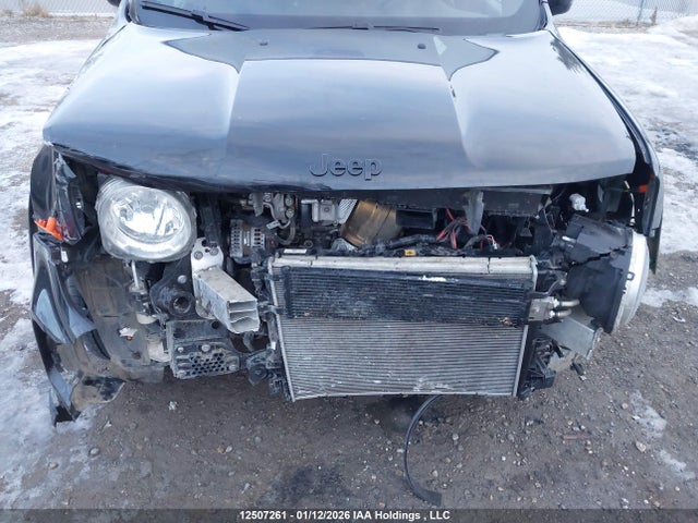 ZACNJDE14NPN51557 Jeep Renegade Altitude