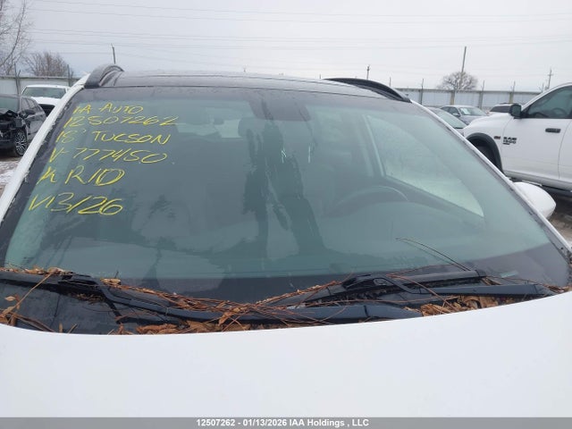 KM8J3CA46JU777450 Hyundai Tucson Se 2.0l
