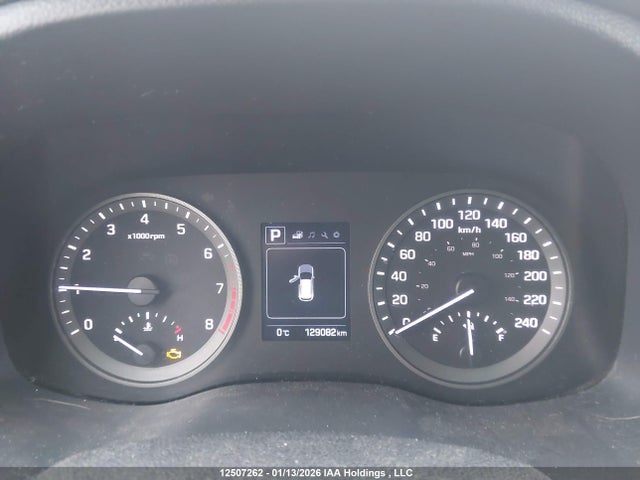 KM8J3CA46JU777450 Hyundai Tucson Se 2.0l