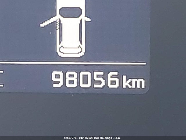 KNAHT8A3XF7093527 KIA Rondo