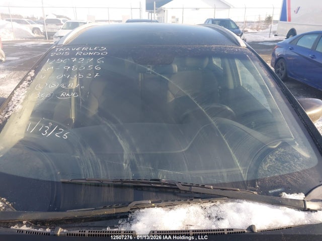 KNAHT8A3XF7093527 KIA Rondo