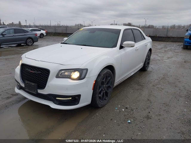 Chrysler 300 S 2021 2C3CCAGG2MH663427 Image 2