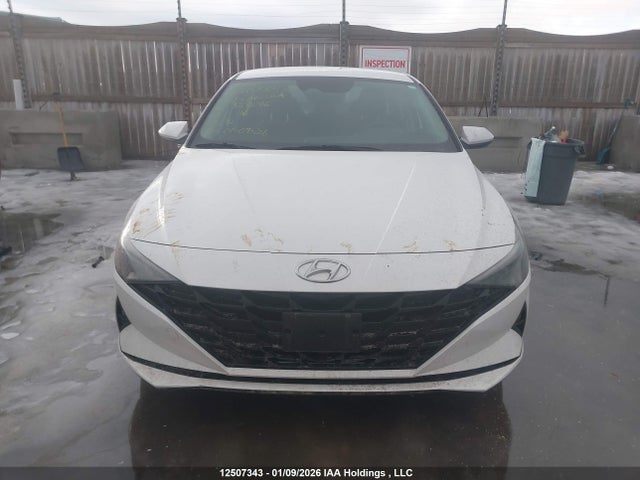 KMHLM4AG6NU323016 Hyundai Elantra
