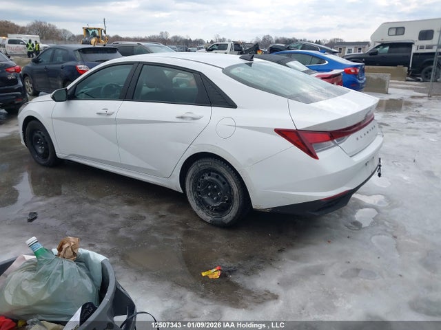 KMHLM4AG6NU323016 Hyundai Elantra