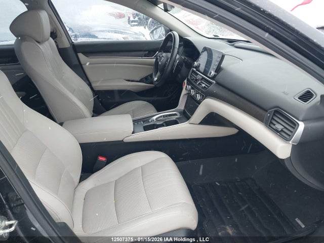 Honda Accord 2018 1HGCV2F97JA802011 Image 5