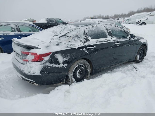 Honda Accord 2018 1HGCV2F97JA802011 Image 6