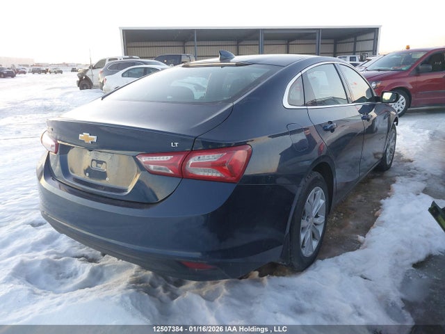 1G1ZD5ST4MF071584 Chevrolet Malibu