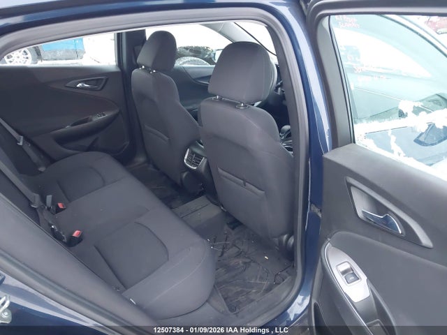 1G1ZD5ST4MF071584 Chevrolet Malibu