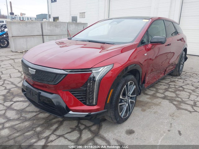 3GYK3GMR4SS184219 Cadillac Optiq Sport 2 Awd