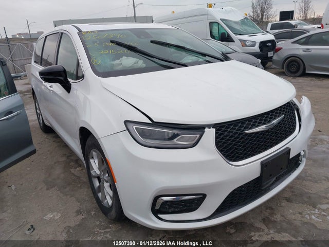 2C4RC1GG6TR221524 Chrysler Pacifica Limited