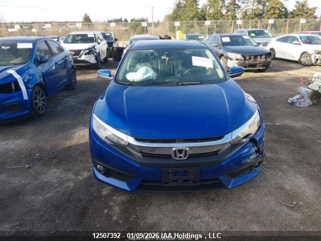 2HGFC1F92JH108048 Honda Civic Touring