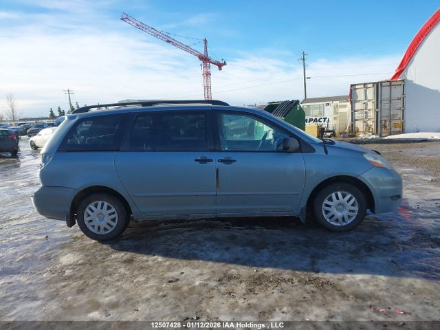 2007 Toyota Sienna Ce 7 Passenger/ce 8 Passenger მანქანა იყიდება აუქციონზე, vin: 5TDZK29C77S051271, აუქციონის ნომერი: 12507428