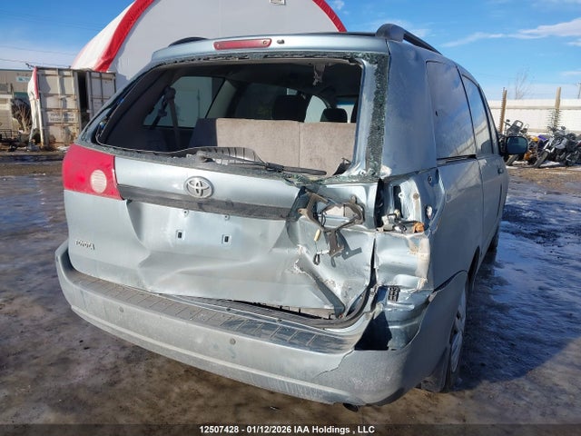 2007 Toyota Sienna Ce 7 Passenger/ce 8 Passenger მანქანა იყიდება აუქციონზე, vin: 5TDZK29C77S051271, აუქციონის ნომერი: 12507428
