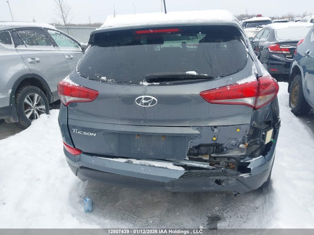 KM8J3CA45HU257492 Hyundai Tucson