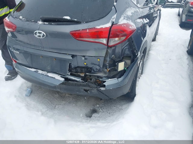 KM8J3CA45HU257492 Hyundai Tucson