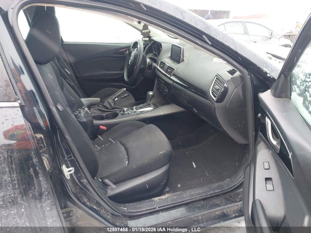 3MZBM1L70FM211844 Mazda 3 TOURING