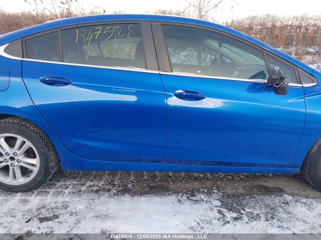 Chevrolet le2 -di: direct injection, vvt: variable valve timing, gen, alum 2017 1G1BE5SM9H7206677 Image 14