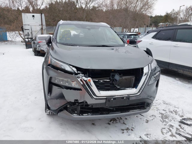 JN8BT3CB1PW181894 Nissan Rogue Sl