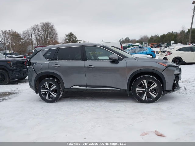 JN8BT3CB1PW181894 Nissan Rogue Sl