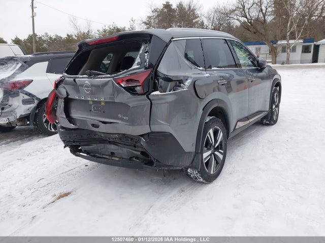 JN8BT3CB1PW181894 Nissan Rogue Sl