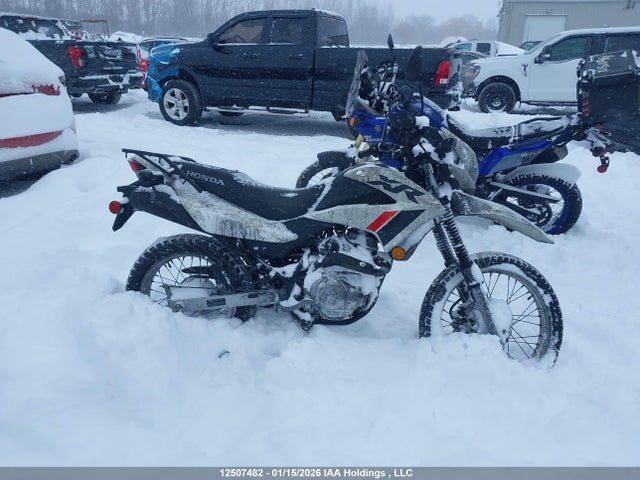 3H1KD1321PD000060 Honda Xr150l P