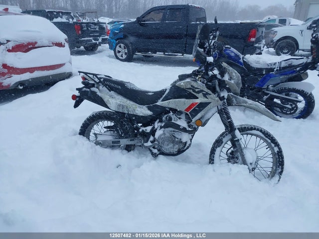 3H1KD1321PD000060 Honda Xr150l P