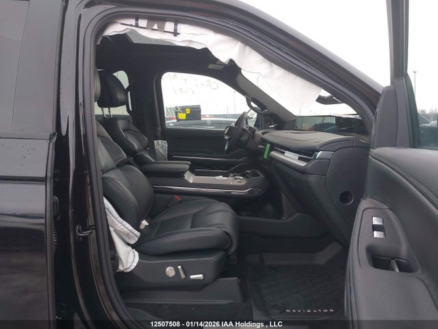 5LMJJ3LG2SEL14677 Lincoln Navigator L Reserve