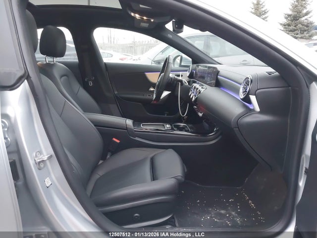 W1K5J4HB1SN521000 Mercedes-Benz CLA 250 4MATIC