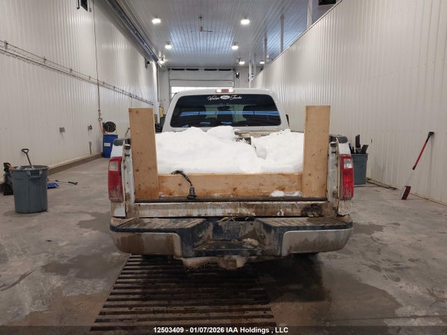 12503409 :رقم المزاد ، 1FT7W2B67FEA43692 vin ، 2015 Ford F-250 Xlt مزاد بيع