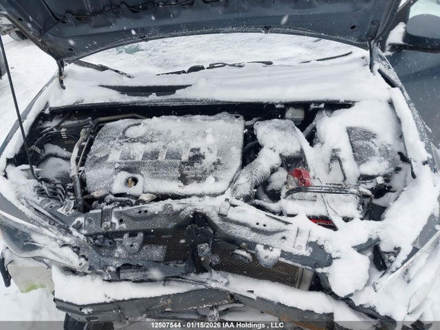 2T1BURHE9KC243803 Toyota COROLLA LE