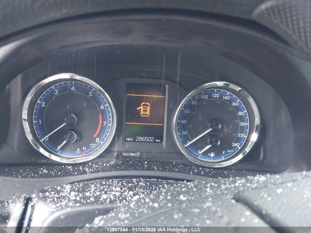2T1BURHE9KC243803 Toyota COROLLA LE