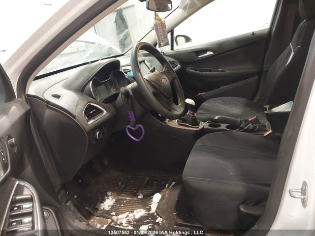 1G1BA5SM9H7114531 Chevrolet Cruze L Manual