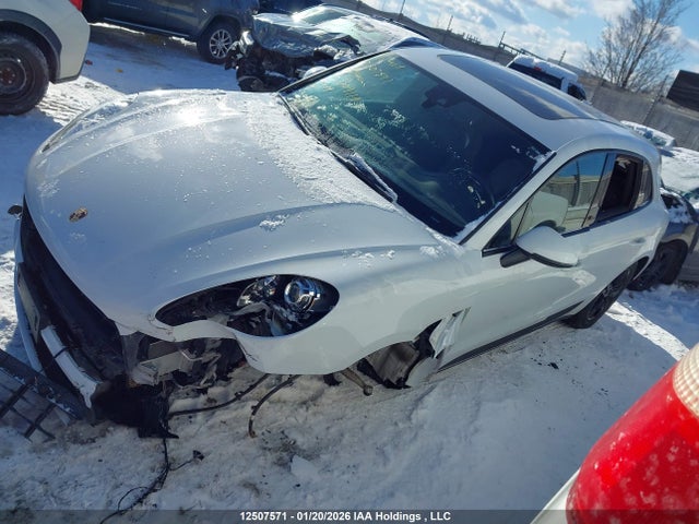 Porsche Macan 2018 WP1AA2A52JLB09114 Image 2