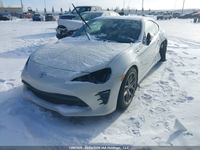 JF1ZNAA13H9708147 Toyota 86 Special Edition