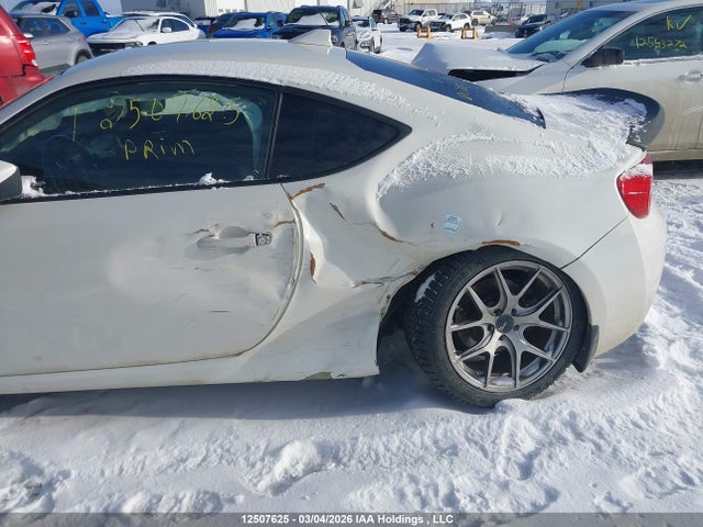 JF1ZNAA13H9708147 Toyota 86 Special Edition
