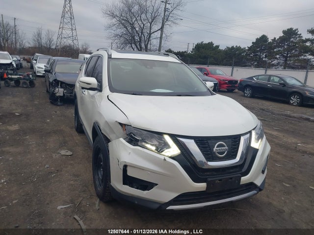 5N1AT2MV0HC777832 Nissan Rogue Sv/sl