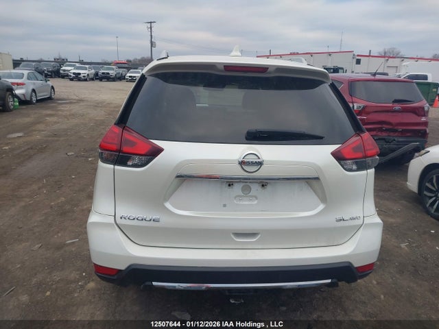 5N1AT2MV0HC777832 Nissan Rogue Sv/sl