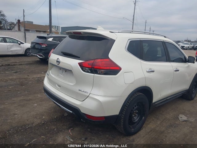 5N1AT2MV0HC777832 Nissan Rogue Sv/sl