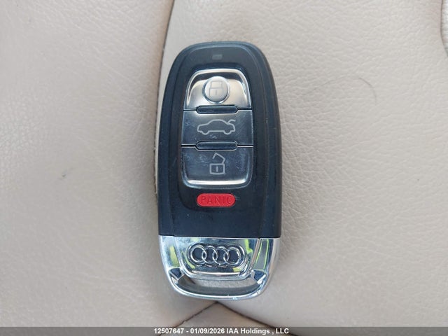 2013 Audi A4 Premium Plus მანქანა იყიდება აუქციონზე, vin: WAUFFCFL5DN030130, აუქციონის ნომერი: 12507647
