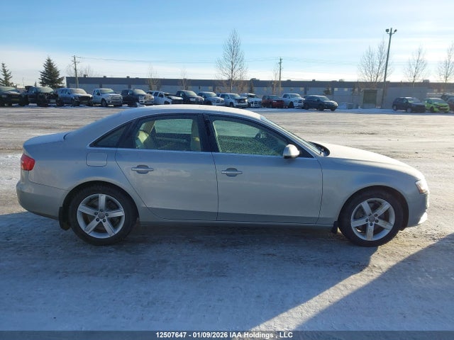 2013 Audi A4 Premium Plus მანქანა იყიდება აუქციონზე, vin: WAUFFCFL5DN030130, აუქციონის ნომერი: 12507647