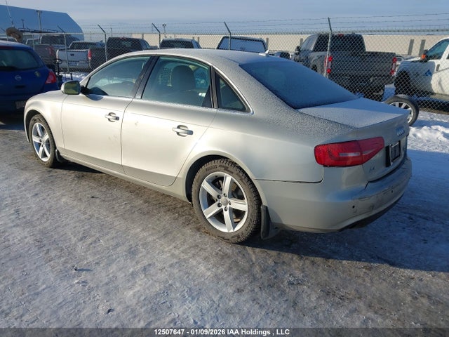 2013 Audi A4 Premium Plus მანქანა იყიდება აუქციონზე, vin: WAUFFCFL5DN030130, აუქციონის ნომერი: 12507647