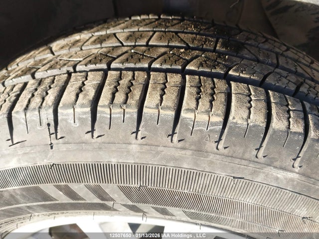 5XYPHDA30KG580824 KIA Sorento 2.4l Ex