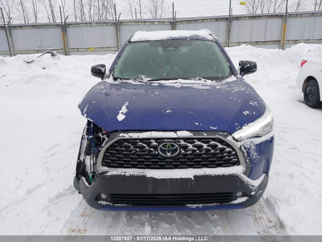 Toyota Corolla Cross Xle 2025 7MUDAABG9SV129519 Image 13