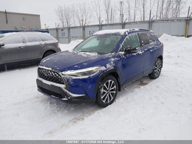 Toyota Corolla Cross Xle 2025 7MUDAABG9SV129519 Image 2