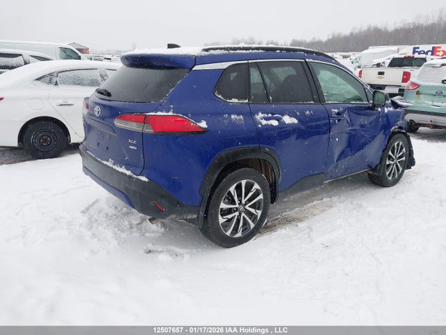 Toyota Corolla Cross Xle 2025 7MUDAABG9SV129519 Image 4