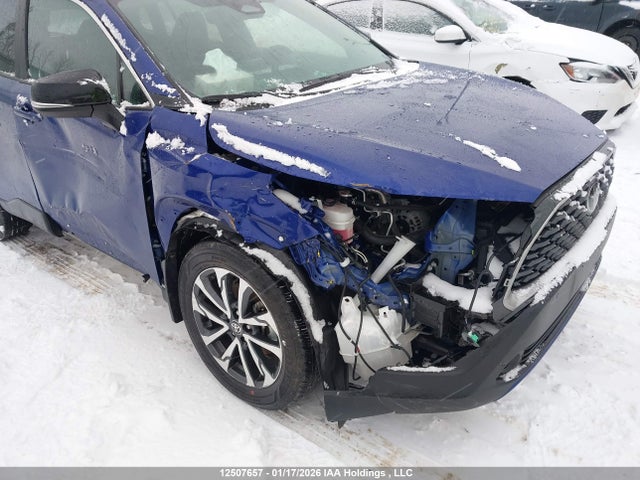 Toyota Corolla Cross Xle 2025 7MUDAABG9SV129519 Image 6