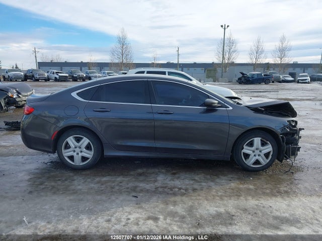 1C3CCCABXGN103319 Chrysler 200 Limited